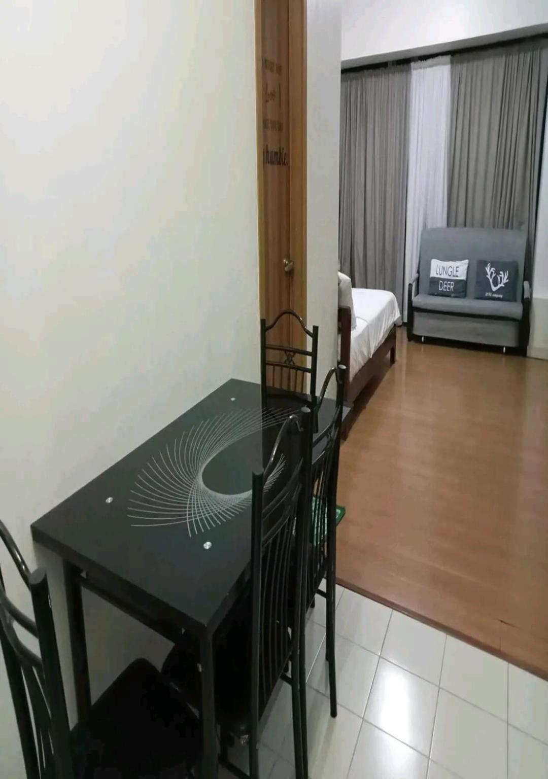 Johnstay Manila Exterior foto
